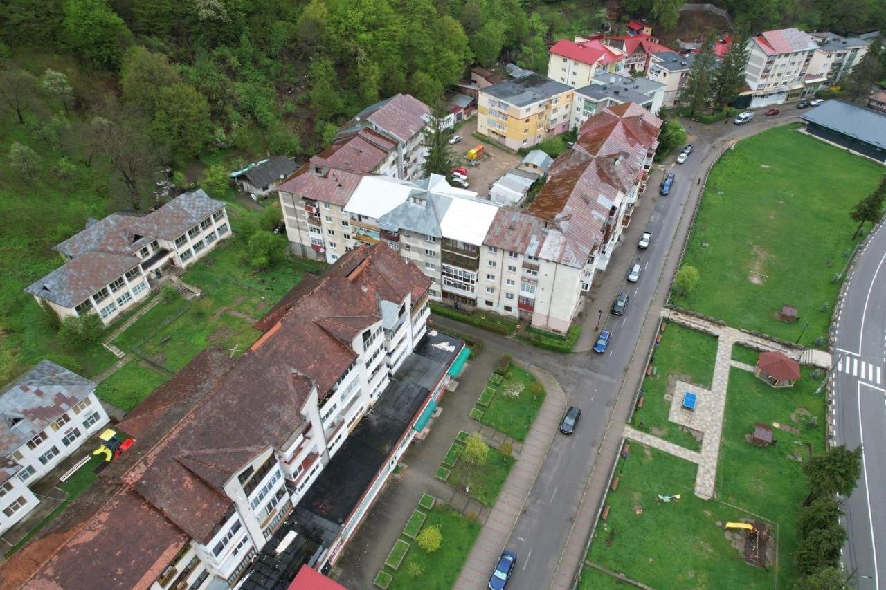 Apartament Aurora Slănic-Moldova Esterno foto